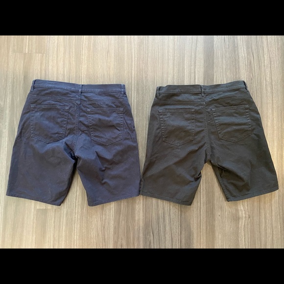 H&M blue and black slim fit shorts, size 30 - Picture 2 of 4